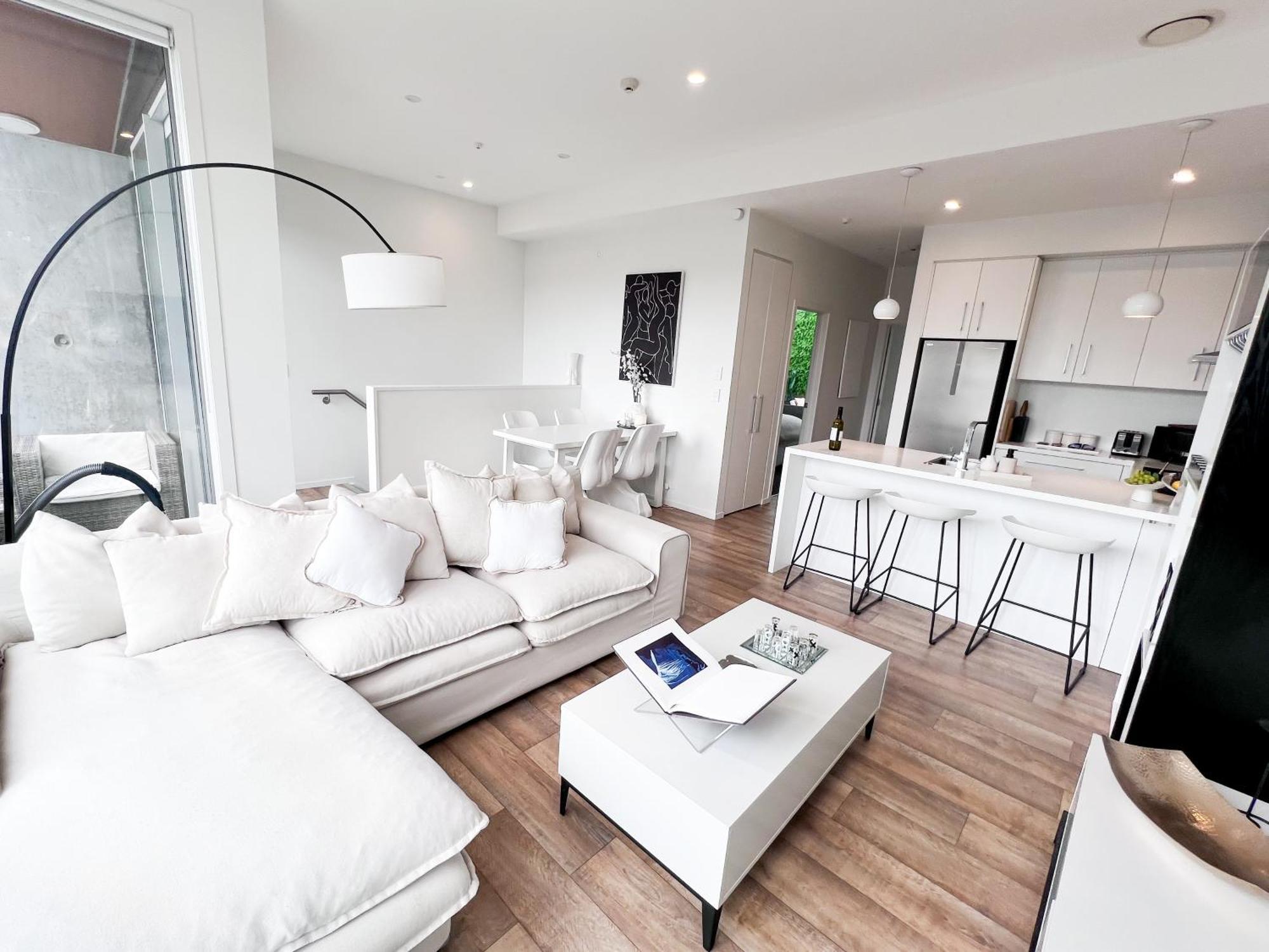 Luxury 2 Bedroom Apartment With Cocktail Bar And Espresso Machine Auckland Exterior foto